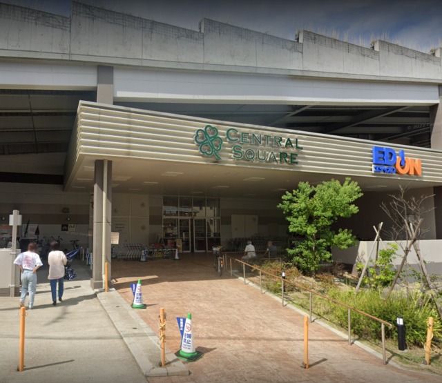 スーパー　ライフセントラルスクエア森ノ宮店（スーパー）まで655m