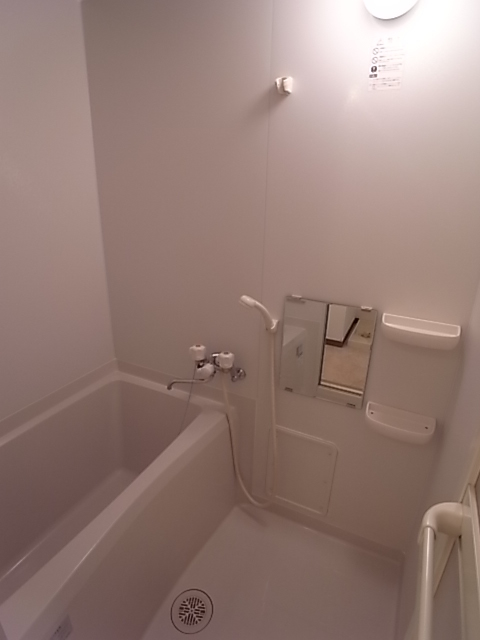 バス・シャワールーム　バスルーム