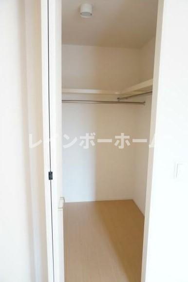 収納　たっぷりとした収納スペースです