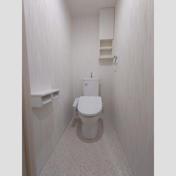 トイレ　同一タイプです。