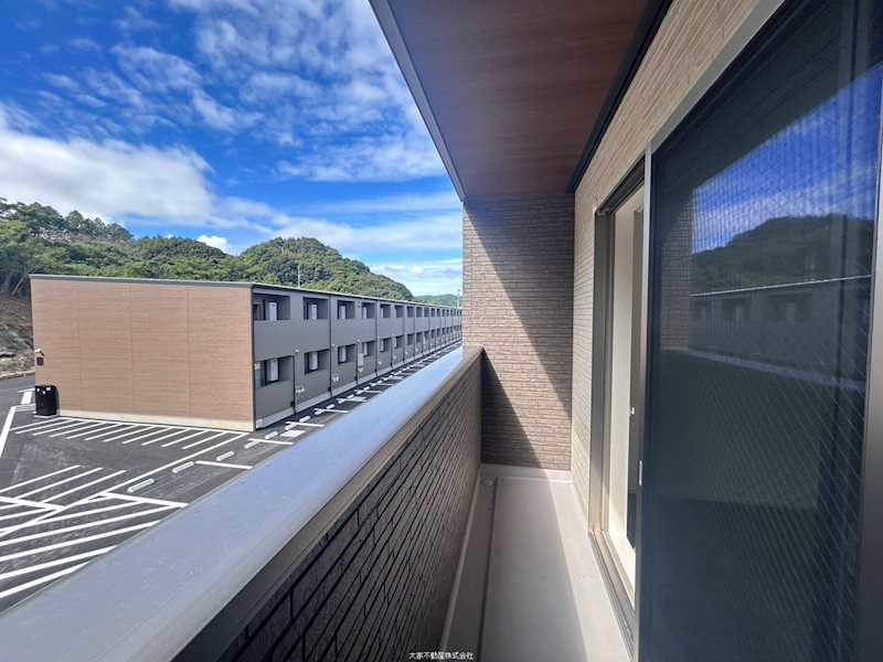 バルコニー　※イメージ