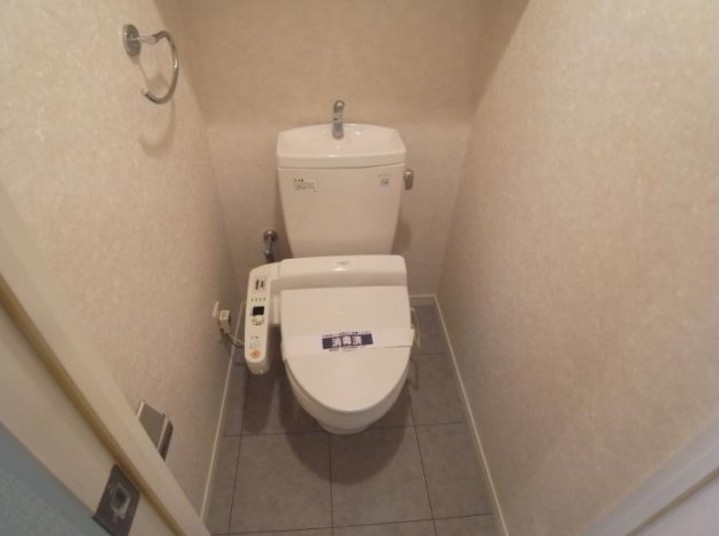 トイレ　別部屋参考写真