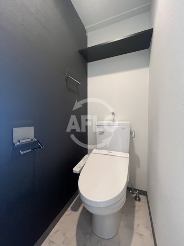 トイレ　サムティ江坂レガーロ　トイレ