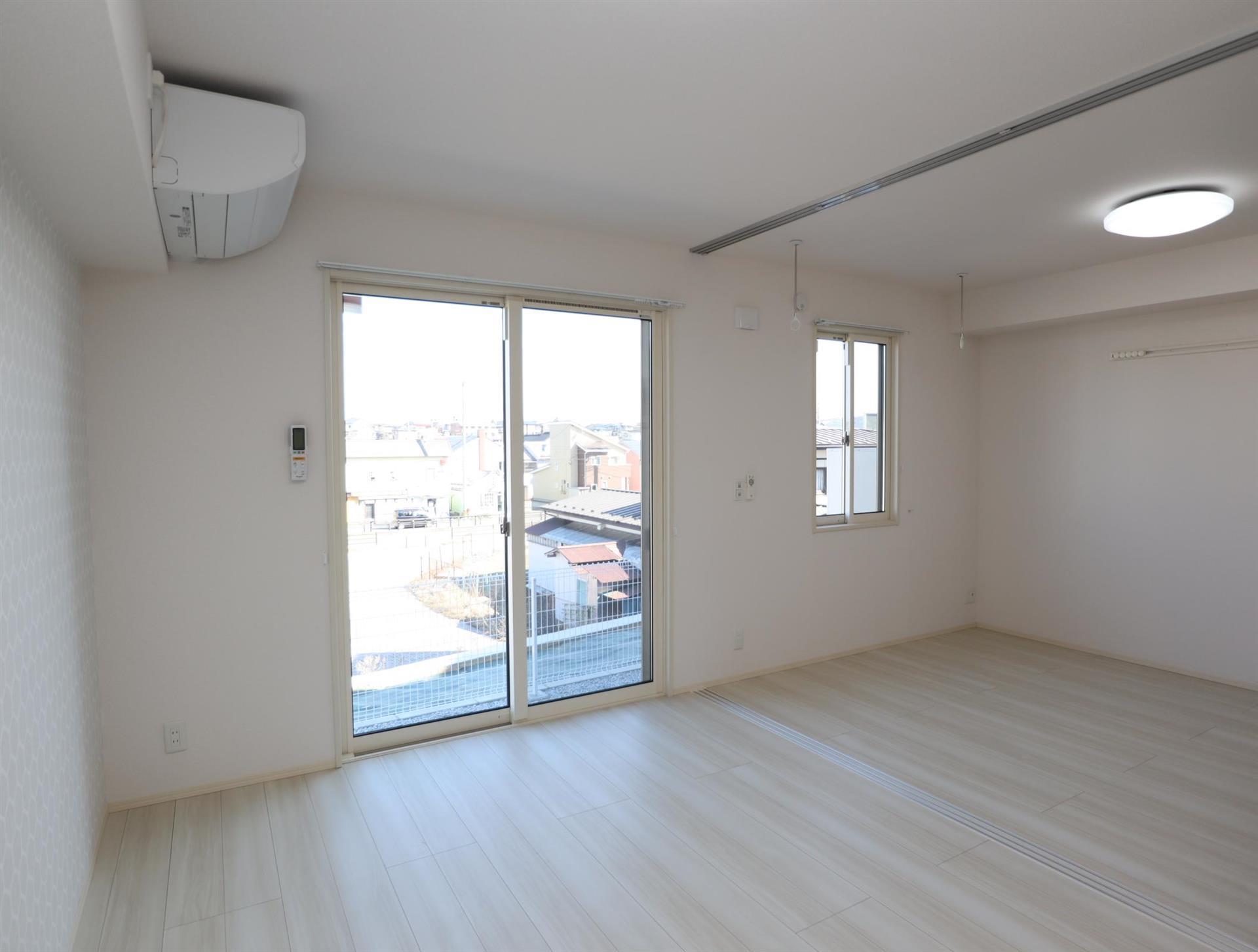 居室・リビング　リビング