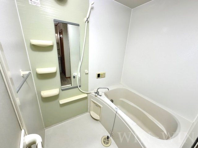 バス・シャワールーム　イメージ（同建物内別部屋の写真です）