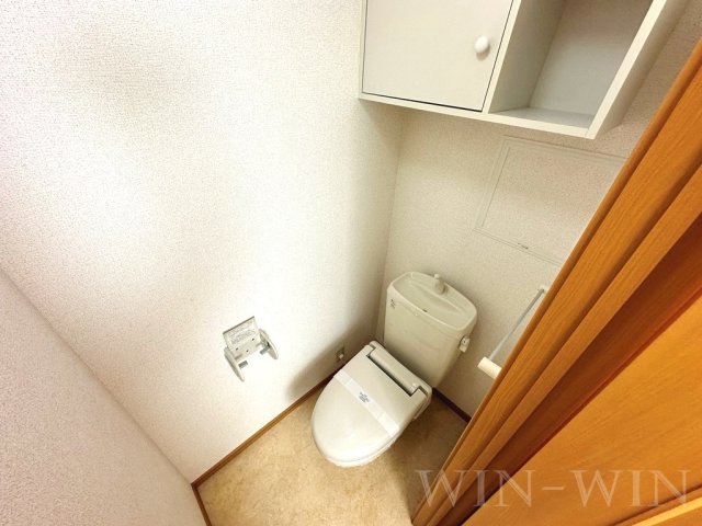 トイレ　イメージ（同建物内別部屋の写真です）