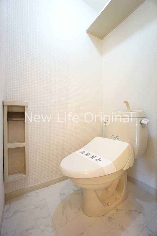 トイレ　毎日使うものだから、人に優しく清潔な温水洗浄機能付きトイレ☆