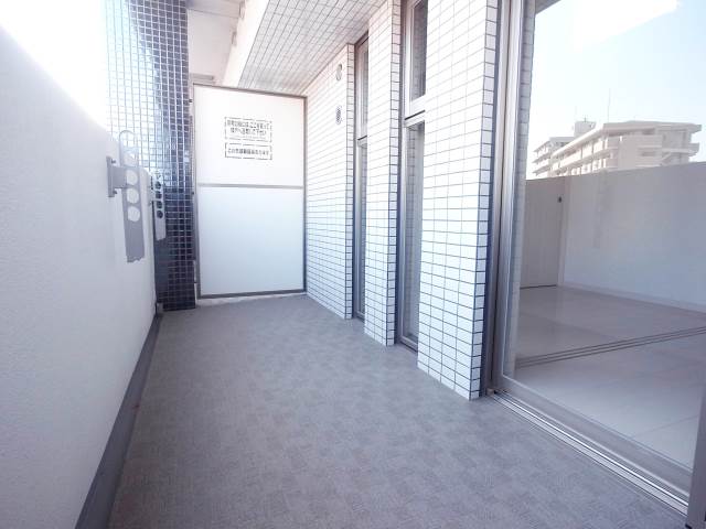 バルコニー　洗濯物もたくさん干せそうです