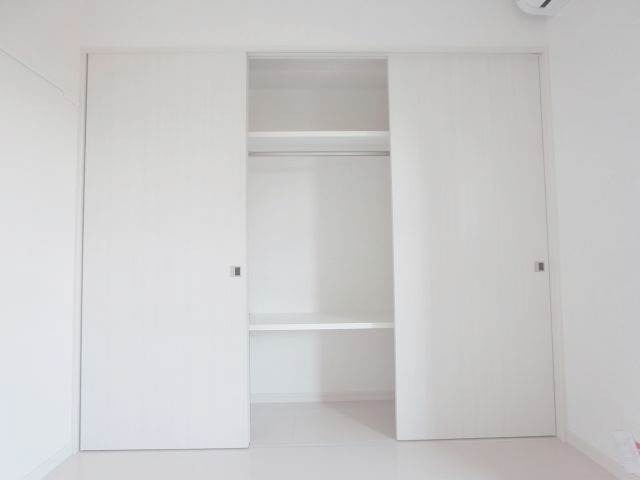 収納　お洋服が多い方でも楽々収納できます