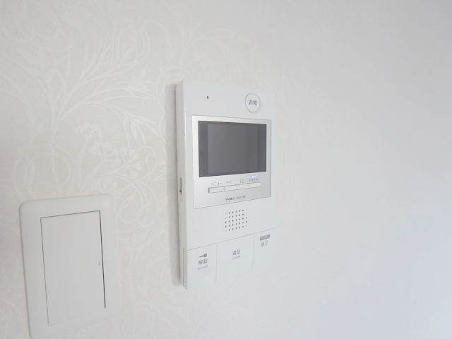 セキュリティ　モニタ付きで来客時も安心