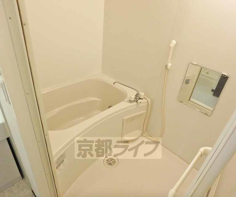 バス・シャワールーム　一日の疲れを癒すバスルーム