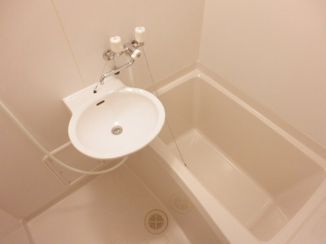 バス・シャワールーム　お風呂・トイレ　セパレートタイプです!