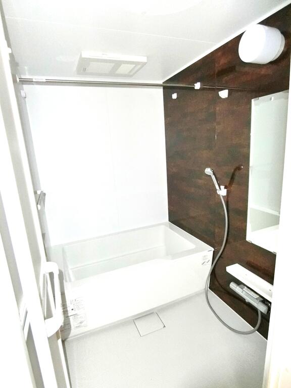 バス・シャワールーム　同型のタイプです。