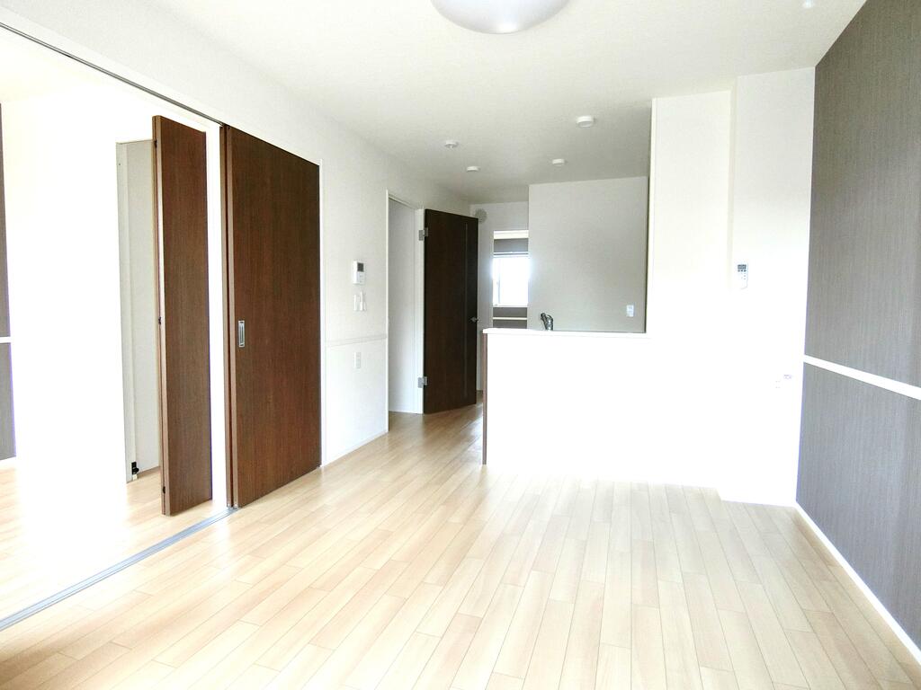 居室・リビング　同型のタイプです。