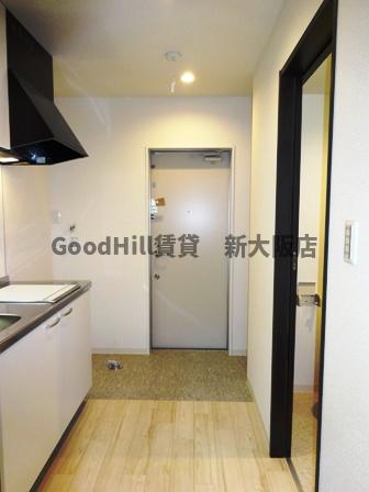 玄関　ノイヴェル小松