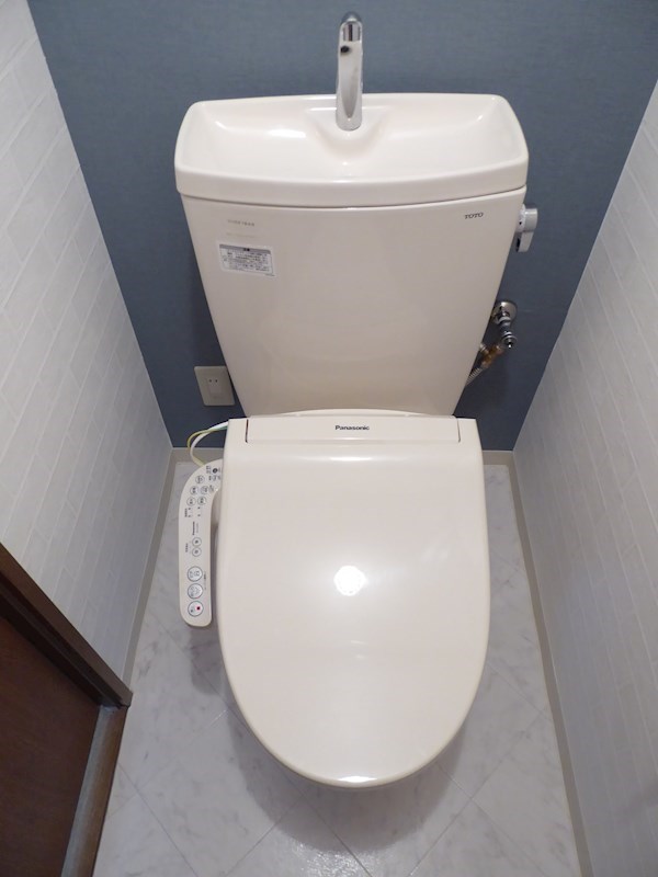 トイレ　洗浄便座付
