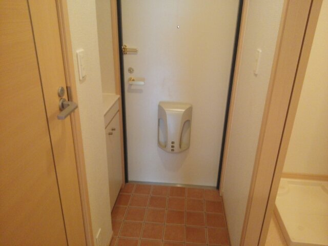 玄関　落ち着いた玄関です