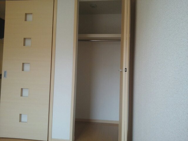 収納　たっぷりとした収納スペースです