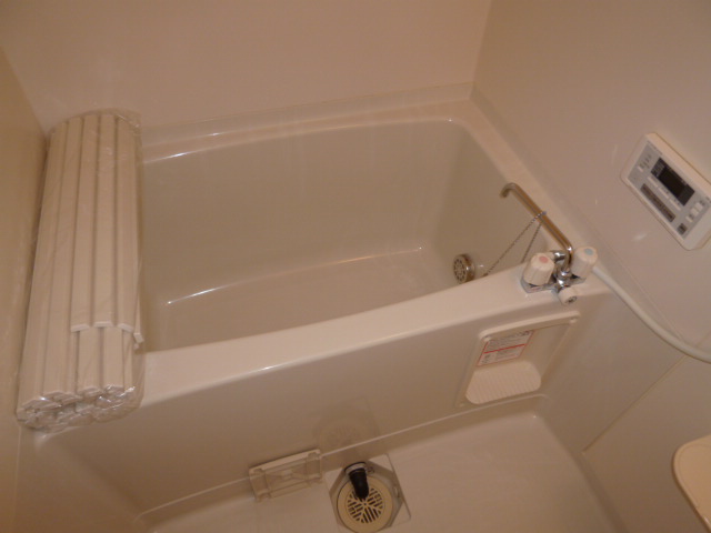 バス・シャワールーム　追い焚きバス