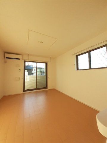 居室・リビング　ゆったりとした居間です