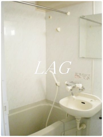 バス・シャワールーム　お風呂です。