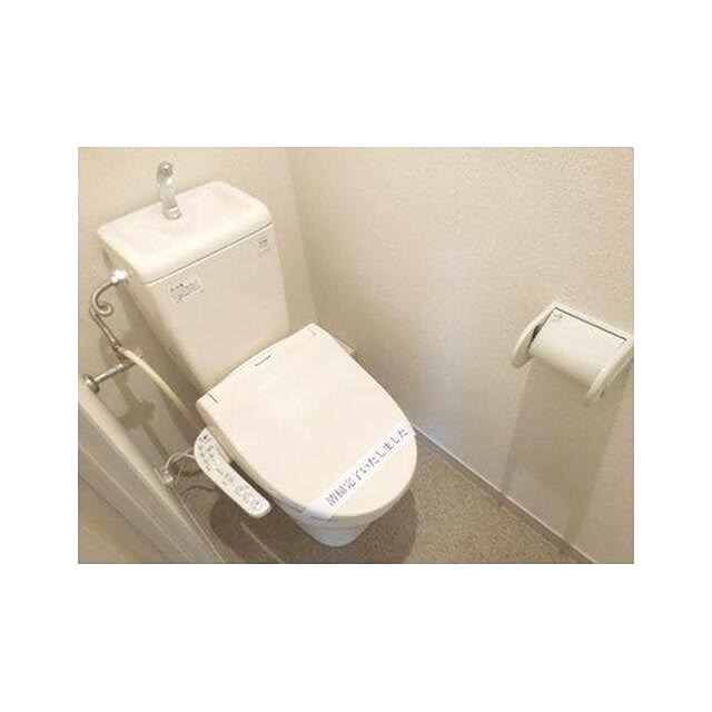 トイレ　※同仕様写真含む