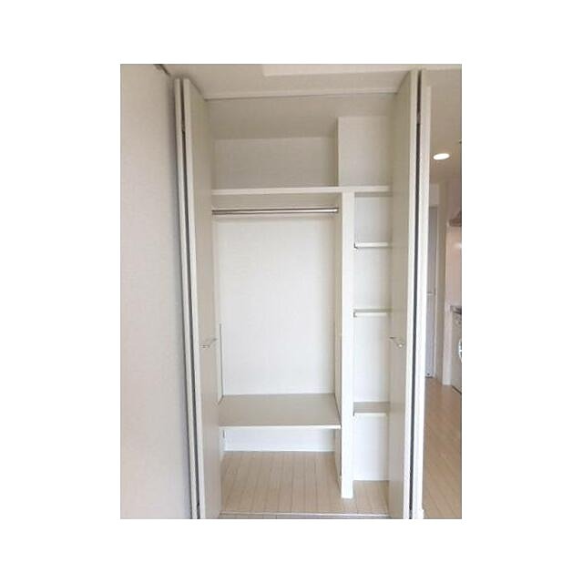 収納　※同仕様写真含む