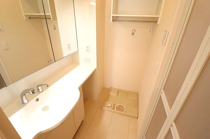 洗面設備　独立洗面台です。