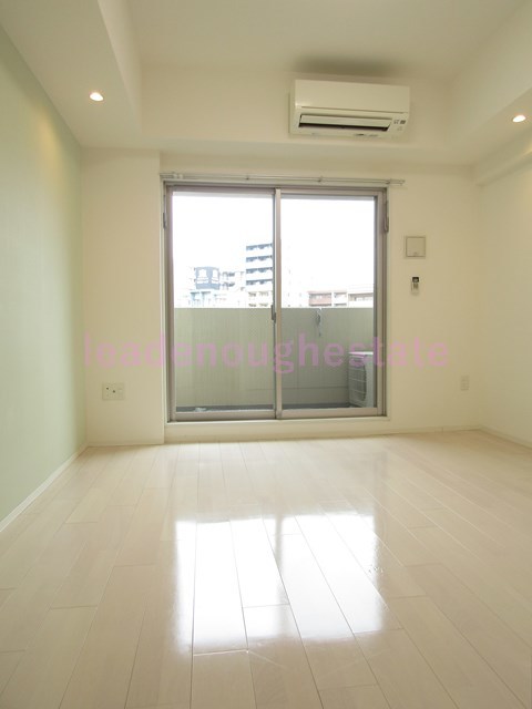 居室・リビング　同施工