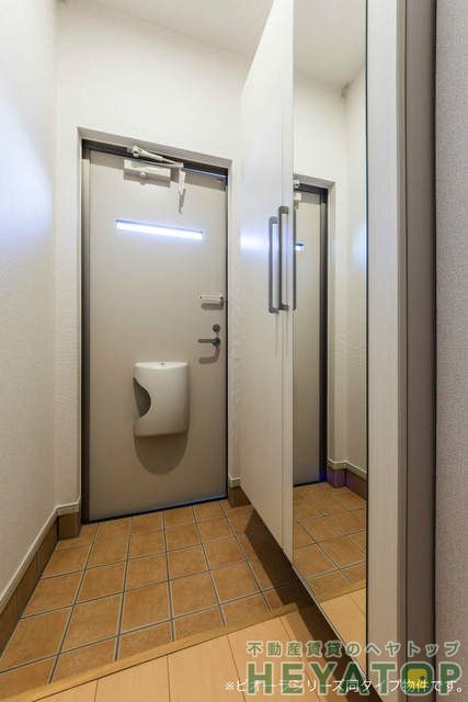 玄関　シューズボックス付き玄関