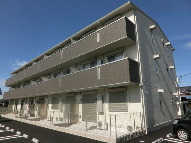 建物外観　2020年9月完成、経済的な都市ガスです