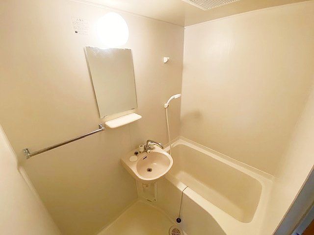 バス・シャワールーム　お部屋探しは株式会社　タウンハウジング　までお気軽にお問合…