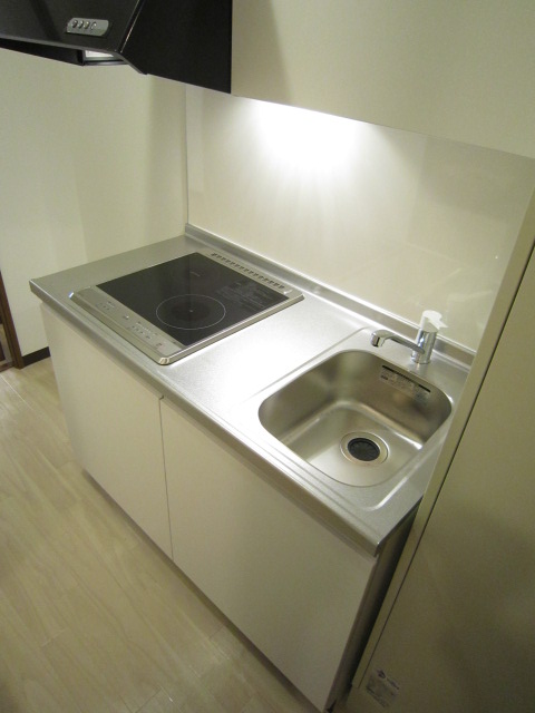 キッチン　2口IHコンロ付きシステムキッチン