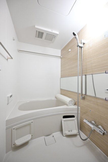 バス・シャワールーム　日々の疲れを癒すお風呂付です