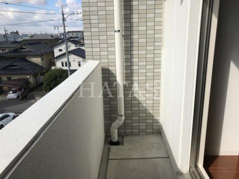 バルコニー　同物件別部屋です。