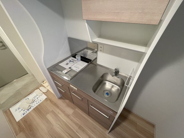 キッチン　同物件別部屋写真