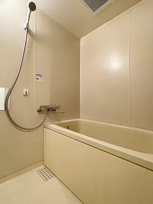 バス・シャワールーム　同物件別部屋参考写真