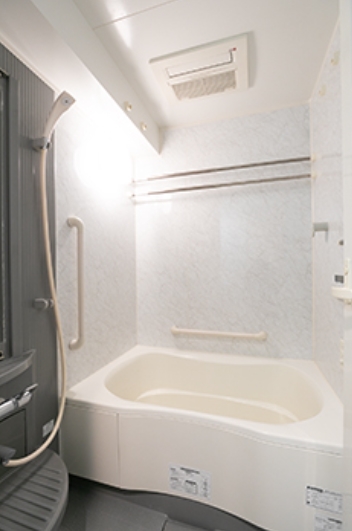 バス・シャワールーム　☆ゆっくりくつろげるお風呂☆