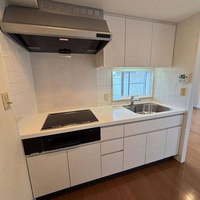 キッチン　※写真は同タイプ住戸です。