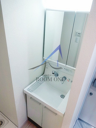 洗面設備　洗面台です。