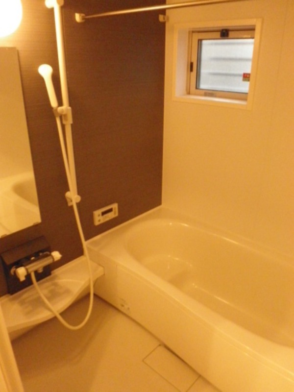 バス・シャワールーム　図面と現状に相違がある場合には現状を優先