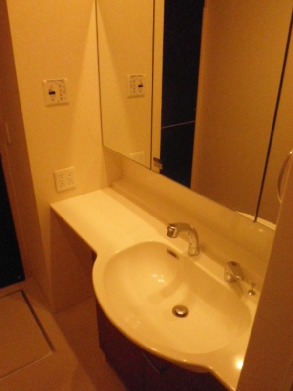 洗面設備　図面と現状に相違がある場合には現状を優先