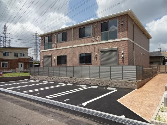 建物外観　外観写真（昼）