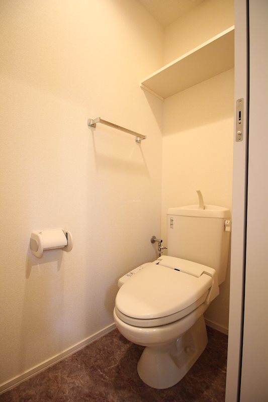 トイレ　※別部屋参考写真