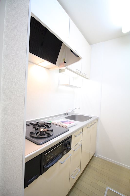 キッチン　※別部屋参考写真