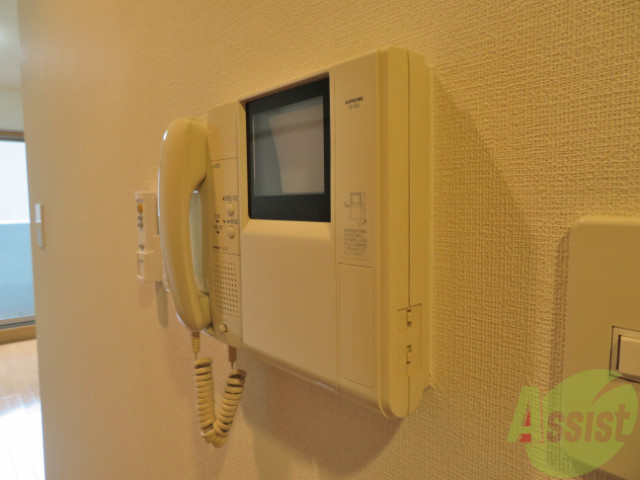 セキュリティ　モニター付きインターホンなのでセキュリュティ面も安心。