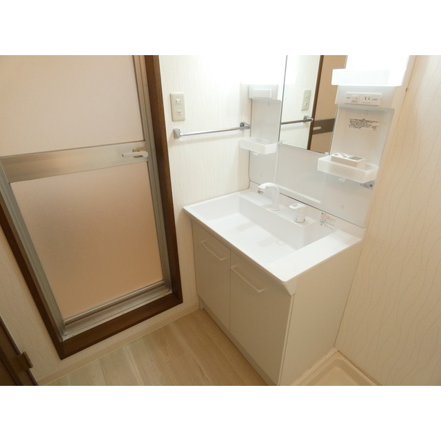 洗面設備　洗髪洗面化粧台