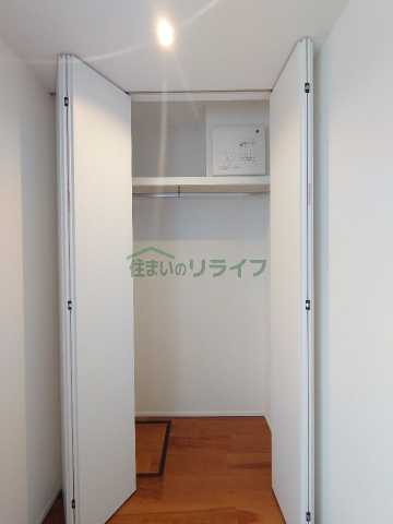 収納　向丘・旬創館