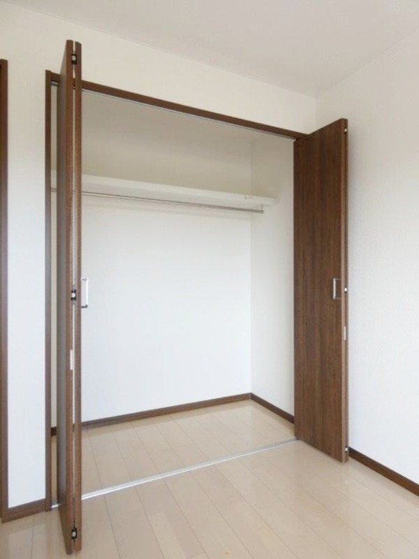 収納　図面と現状に相違がある場合には現状を優先