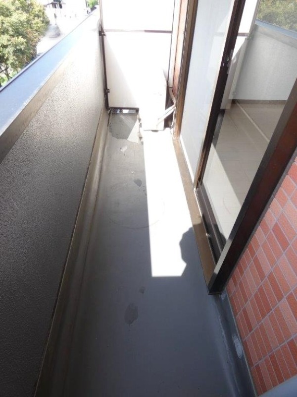 バルコニー　図面と現状に相違がある場合には現状を優先